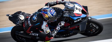 Toprak Razgatlioglu se proclama tricampeón del mundo de Superbikes y entra por la puerta grande en la leyenda de BMW 