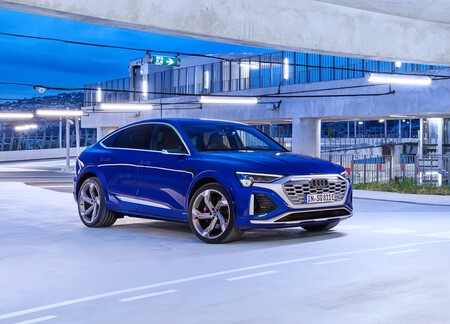Audi Sq8 Sportback E Tron Quattro 2024 1600 05