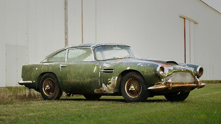 Aston Martin DB4 a subasta