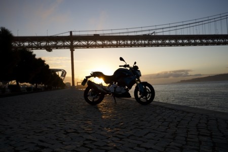 No queda nada para que llegue la BMW G 310 R, pero sin versión deportiva (al menos de momento)