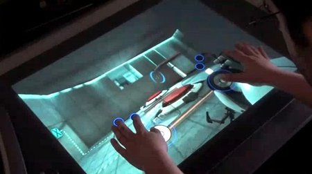 'Portal' y 'Microsoft Flight Simulator' controlados con la Microsoft Surface. Raro, raro, raro