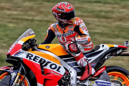 Marc Márquez bate otro récord, esta vez de caídas: 25 en 2017