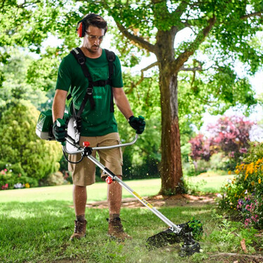 Hoy, lunes 11 de mayo, Lidl lanza una herramienta potente que nos ayuda a limpiar el jardín de maleza cómodamente