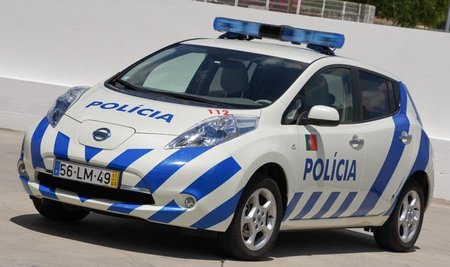 Coches eléctricos para la Policía. Regreso a Motorpasión Futuro