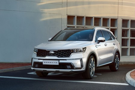 El nuevo Kia Sorento se luce antes de su presentación: madurez y tecnología para el SUV asiático de siete plazas