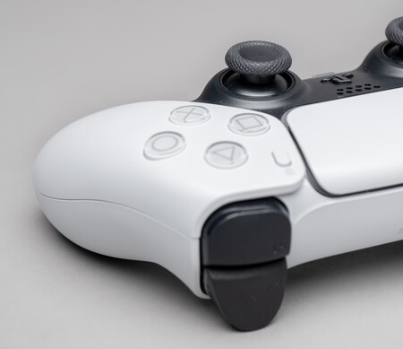 El mando DualSense de la PS5 ya es compatible con Remote Play en iOS 14.5