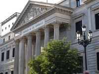 El analfabetismo de los políticos y sus bajos salarios