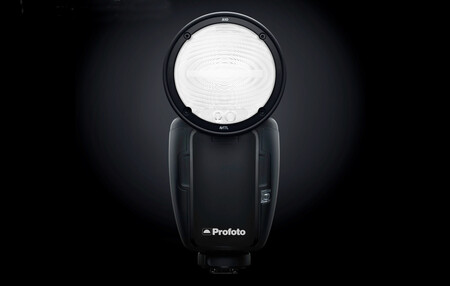 Profoto A10, nuevo flash compacto “más intuitivo, eficaz y versátil” y preparado para trabajar con cámaras y smartphones