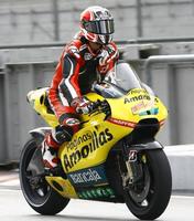 La Ducati del Team Aspar se viste de amarillo