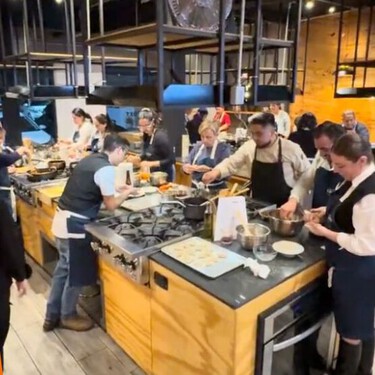 Estos son los talleres de cocina de los que nadie habla donde puedes aprender a hacer desde sushi, gyozas y hasta pasta