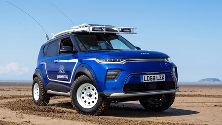 ¡A la playa! El Kia e-Soul Boardmasters Edition es la versión más offroad del todocamino eléctrico, y es perfecta para surferos