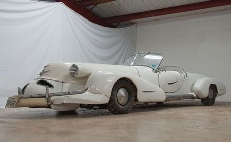 1938 Longhorn Custom Roadster: una de esas cosas inexplicabes