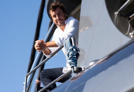 Fernando Alonso Yate F1 2022