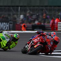 MotoGP no es país para jóvenes. Nunca antes habían ganado pilotos tan veteranos, y no es culpa solo de Marc Márquez 