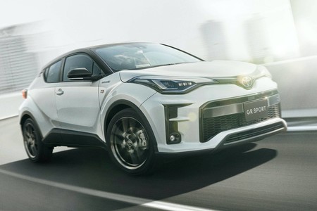 El Toyota C-HR GR Sport se torna agresivo con el tratamiento Gazoo Racing