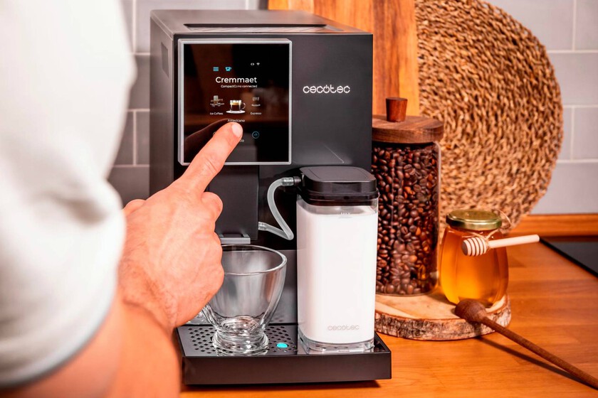 cafetera superautomática Cecotec Cremmaet Compactccino Connected