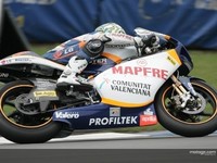 De Angelis confirma su dominio con la pole