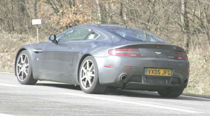 Aston Martin V12 Vantage RS, fotos espía