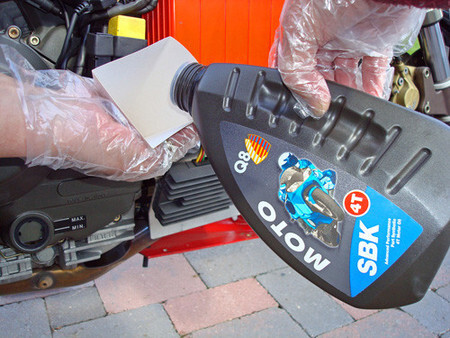 11 consejos para ahorrar combustible en moto