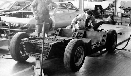 Descurbierto el primer chasis del Lamborghini Miura que se presentó en 1965