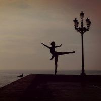 ¿A qué viene esa obsesión para que los artistas trabajen por amor al arte? Caso UEFA