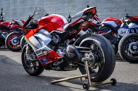 Ducati Panigale V4 Nicky Hayden 7