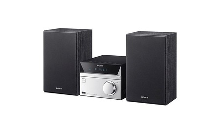 De nuevo, la microcadena Sony CMT-SBT20B tiene un precio de 89 euros en Mediamarkt