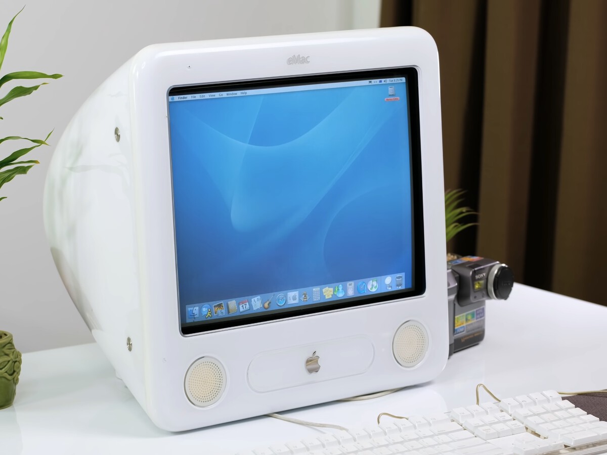 その他 Apple eMac Si lo recuerdas ya tienes una edad: el eMac cumple veinte años