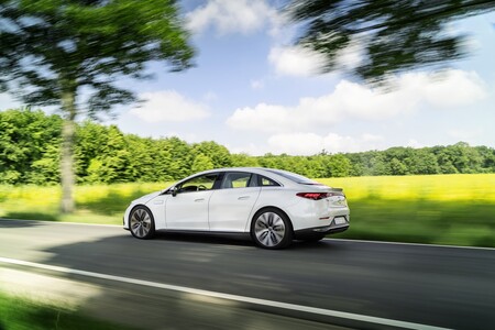 Mercedes Benz Eqe 2022 030