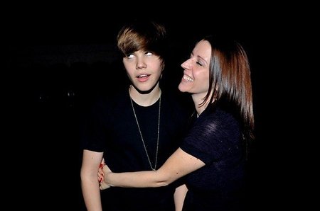 Al final la madre de Justin Bieber ¿posa o no posa desnuda para Playboy?
