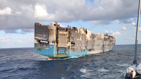 El Felicity Ace Finalmente Se Ha Hundido Con 4 000 Autos A Bordo