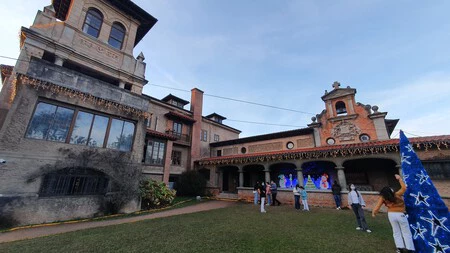 El Pueblo De Cantabria Que Muchos Comparan Con Benidorm Por La Llegada Masiva De Turistas Rodeado De Marismas Y Con Playas De Agua Cristalina