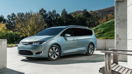 Chrysler Pacifica Hibrido Enchufable