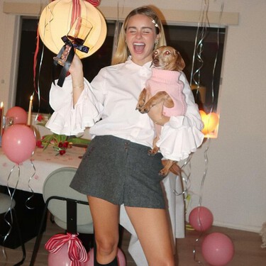 Mitad zapatillas, mitad bailarinas: las 'sneakerinas' serán la tendencia más cómoda, omnipresente y adorable de la primavera 2026 