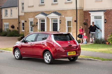 Reino Unido se acerca a su objetivo de 2017 de ventas de coches eléctricos, ¿qué pasará con las ayudas?