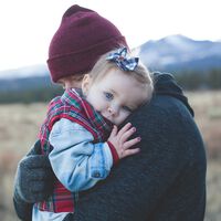Cómo evitar conductas de padres tóxicos en la crianza de tus hijos