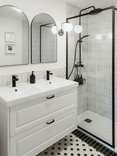 Am Home 2 0un Bano Atemporal Para Los Peques De La Casa Con Un Suelo Muy Especial Disenado A Me