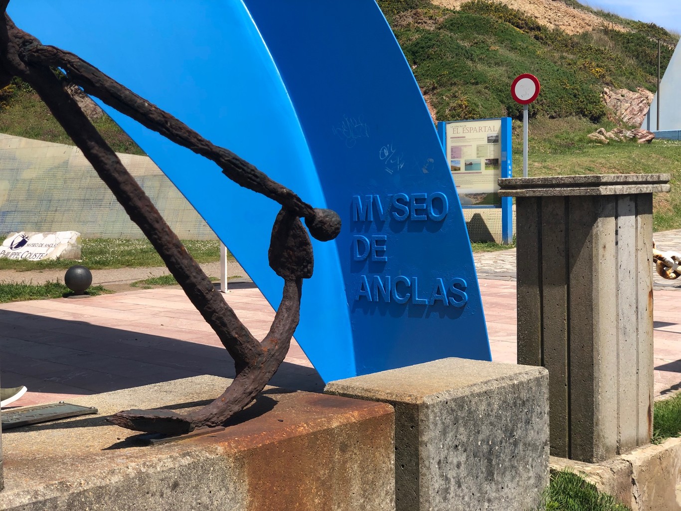 El Museo de Anclas Philippe Cousteau en Salinas