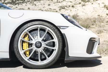 Porsche 911 GT3 rueda delantera