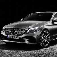El Mercedes-Benz Clase C 2019 se dibuja pocos cambios, pero gana (aún) más tecnología