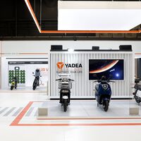 Yadea, el mayor productor de motos eléctricas en el mundo, llegará a España en junio compartiendo red de distribución con Kymco 