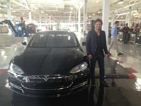 Mark Ruffalo Tesla Model S