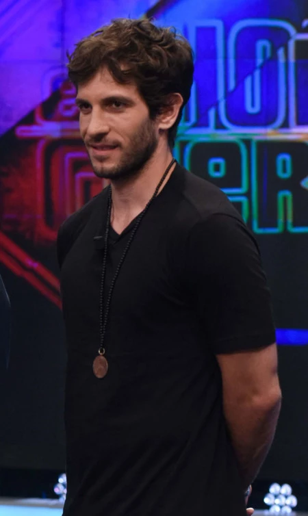 El estilo sport con un puntito innovador del actor Quim Gutiérrez