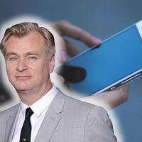 Christopher Nolan nunca ha tenido smartphone ni correo electrónico: dice que vivir así “cada vez es más difícil”