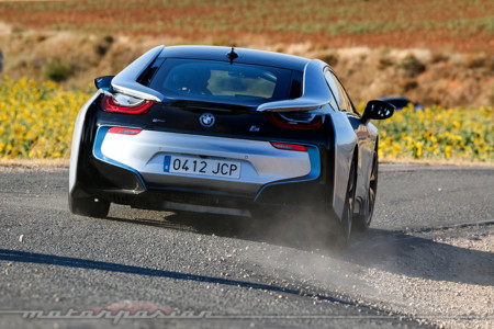 Bmw I8 Mercedes Amg Gt Motorpasion 17