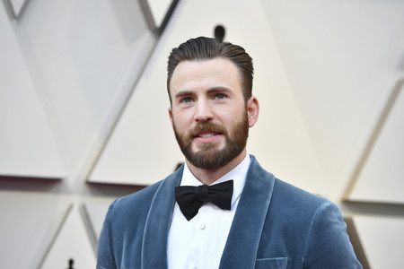 El espetec exportado de Chris Evans: el actor comparte por error una fotografía de su miembro viril, que tiene nombres mil (el pene, vaya)