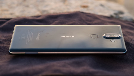 Nokia 8 Sirocco 02