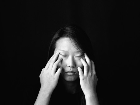 KyeongJun Yang es la ganadora del ‘2020 Zeiss Photography Award’ con su serie ‘Metamorphosis’ sobre la inmigración