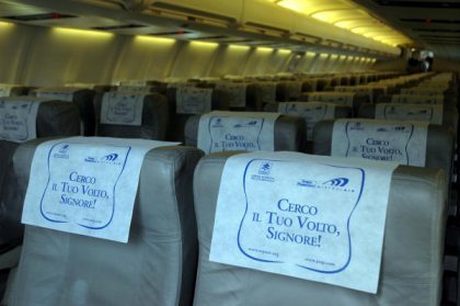 Air Vaticano, tocando el Cielo.