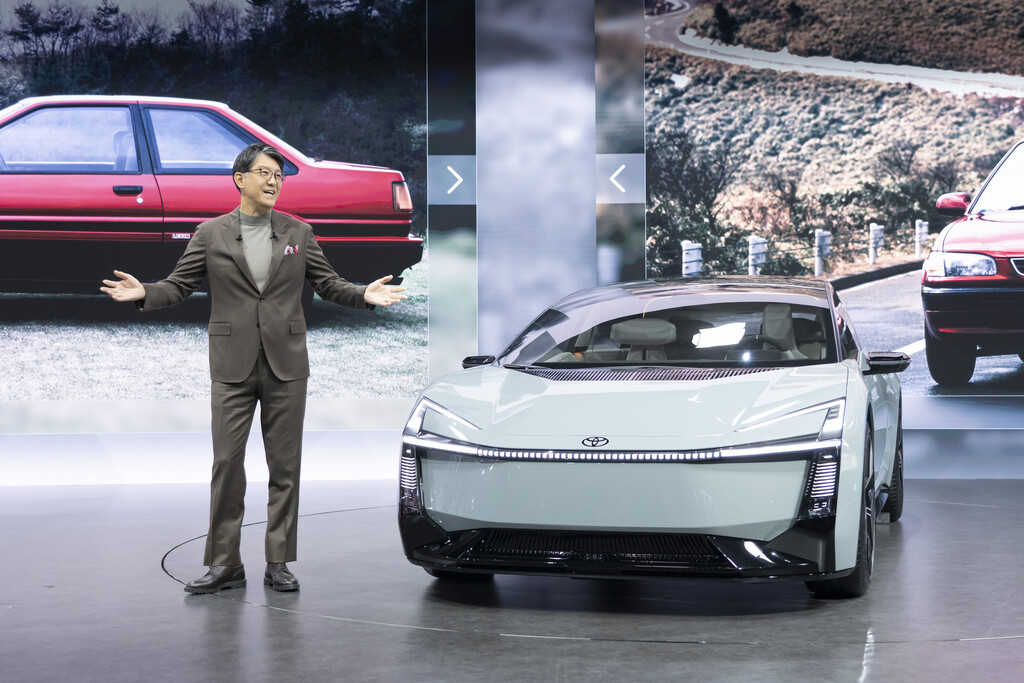 Los fabricantes chinos están lanzando coches eléctricos a un ritmo infernal. La respuesta de Toyota: filosofía Kaizen 